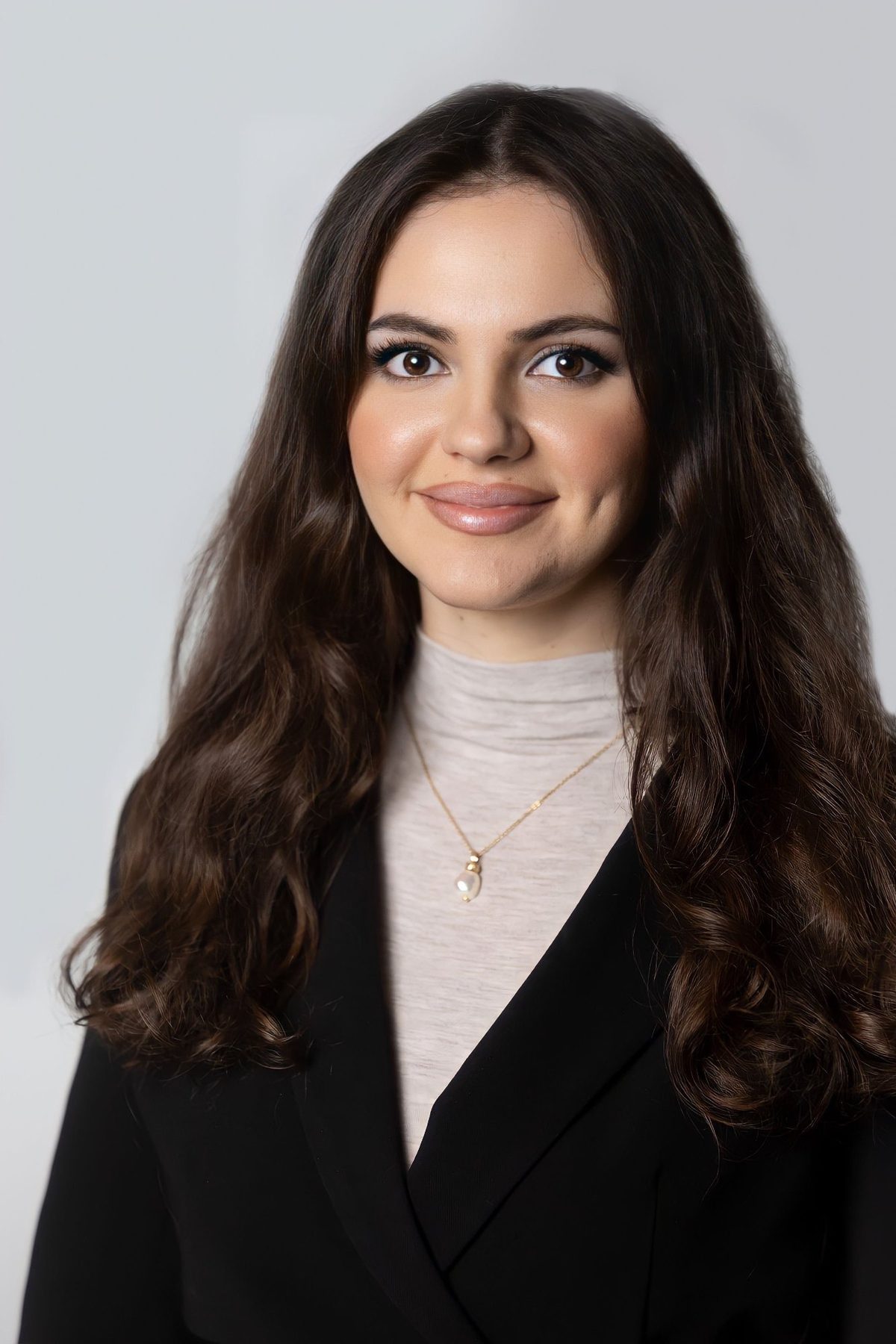 Esra Ahmeti — ESLA Studio Wien